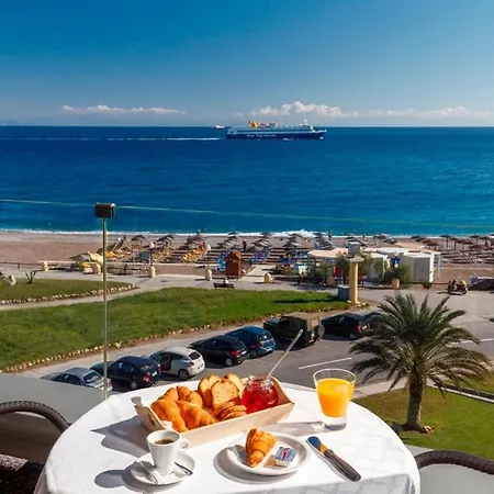 Cactus Hotel 4*